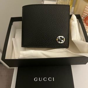 Gucci Men’s Wallet NWOT - Brand New